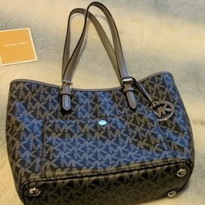 Michael Kors Small Leather Shoulder Bag